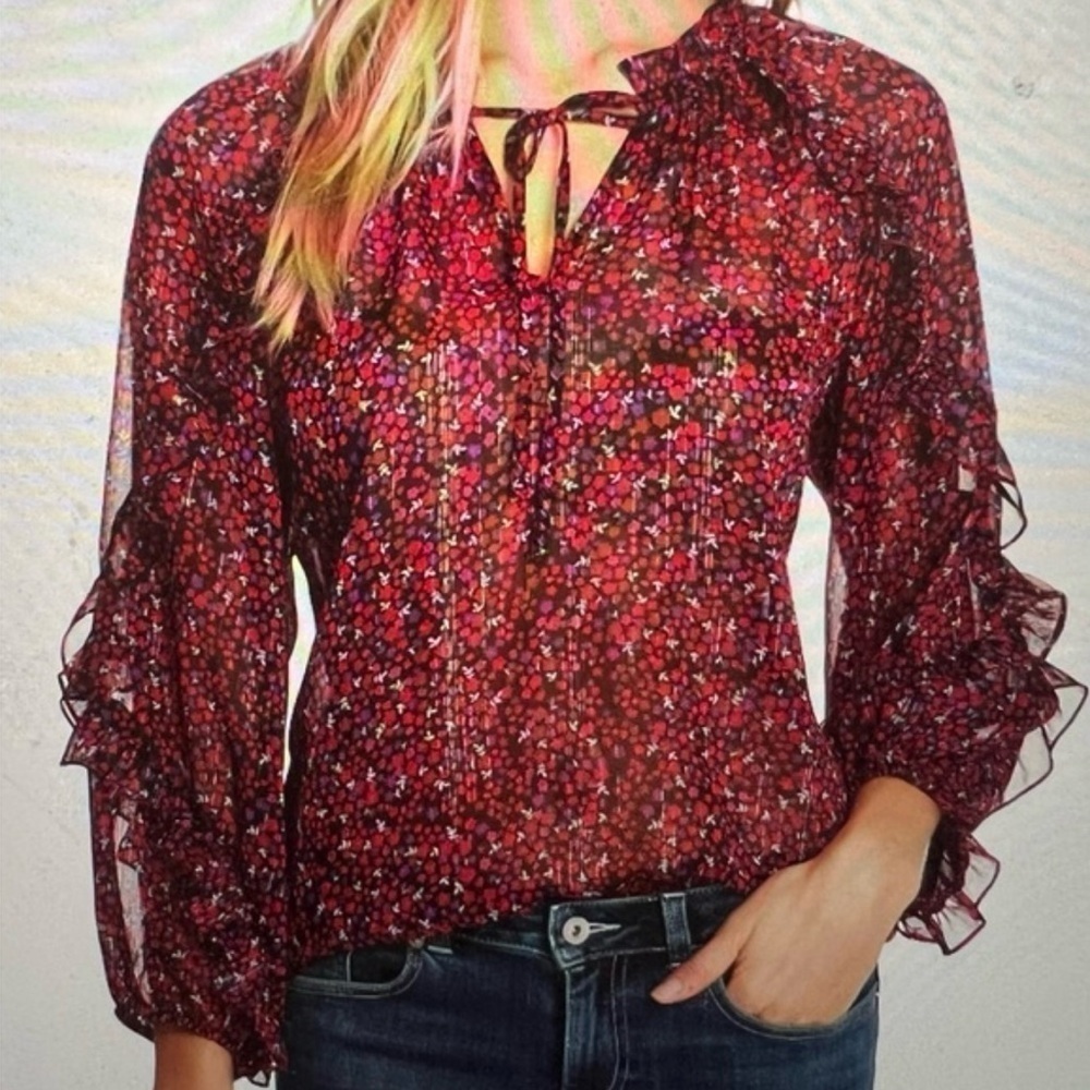 CECE, NWOT, SHEER BLOUSE WITH V-NECK & TIE STRING. SIZE M